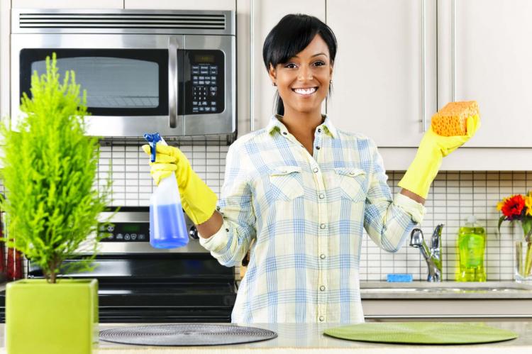 Πόσο συχνά πρέπει να καθαρίζονται τέσσερα αντικείμενα του σπιτιού