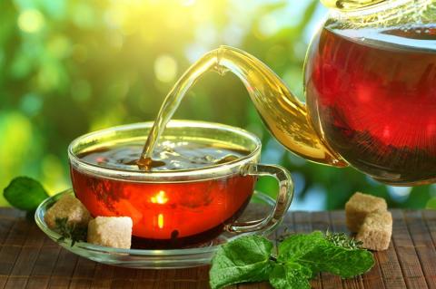 Το καυτό τσάι αυξάνει τον κίνδυνο καρκίνου του οισοφάγου