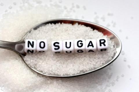 Τα σημάδια που αποδεικνύουν ότι τρώτε πολύ ζάχαρη